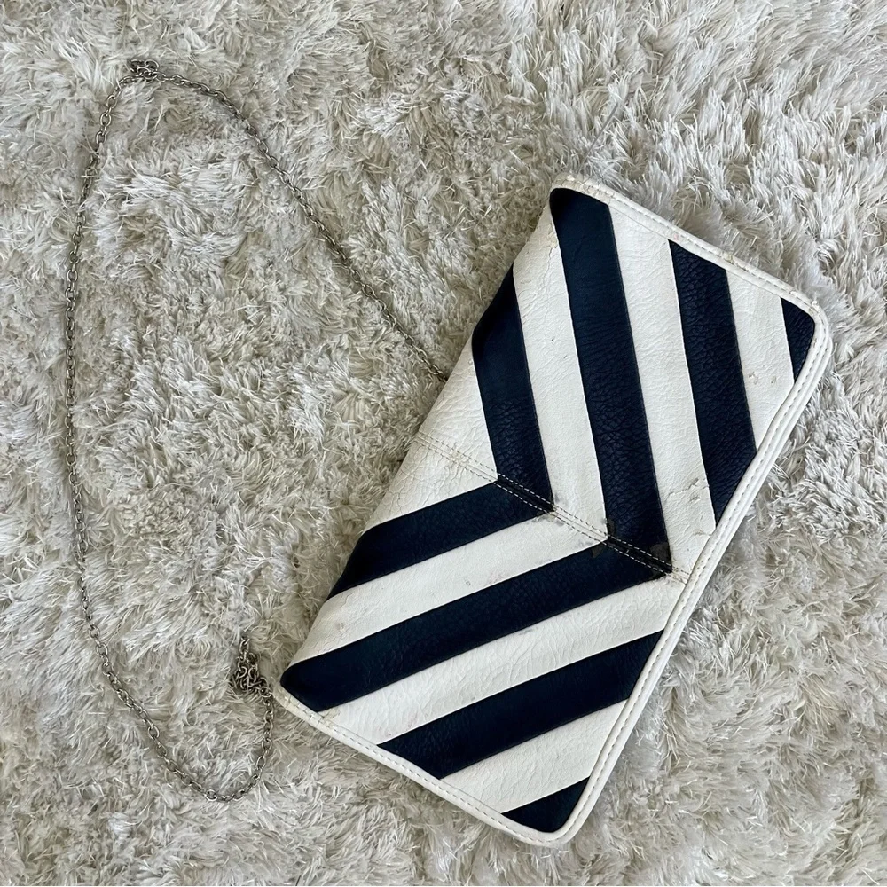 Unbranded Chevron Clutch Navy Blue White Envelope Crossbody